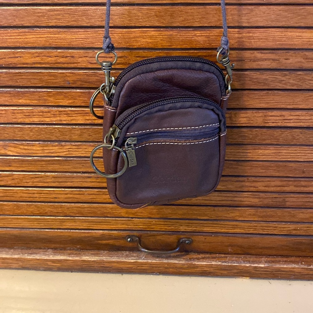 Cordan leather coin purse brown.